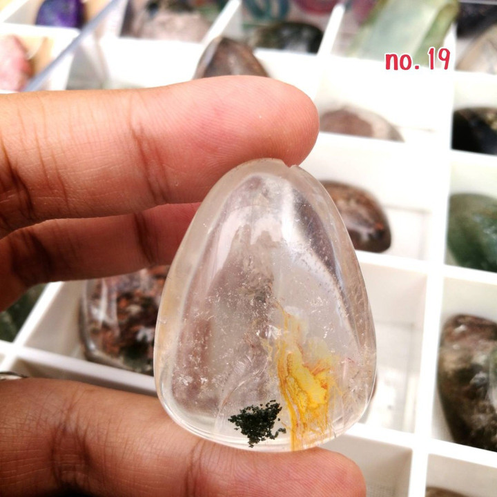 ロードライト水晶 - ユニークな天然ヒーリングストーン