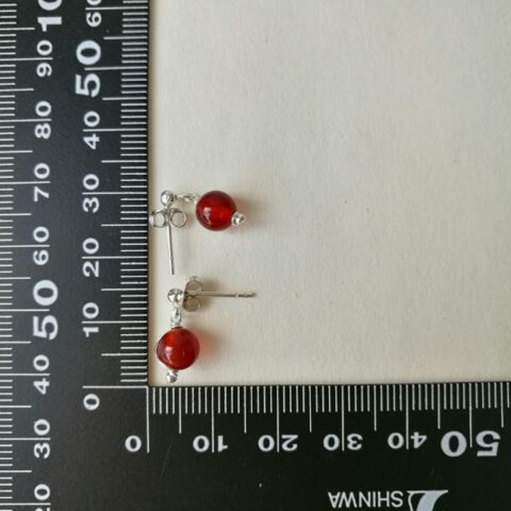 輝くカーネリアンのシルバーイヤリング - 手作りの一点もの