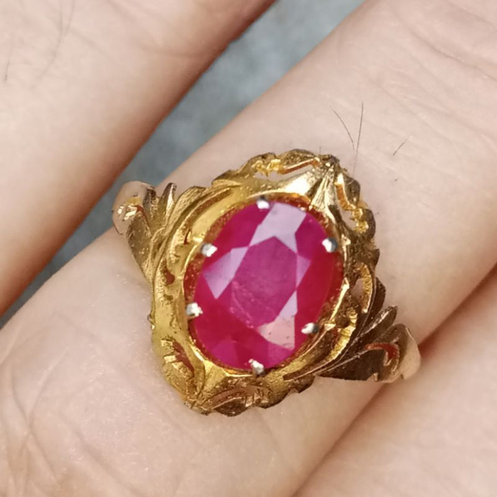 ヴィンテージ ビルマ産ルビーリング | サイズ54 | 宝石サイズ 6x8mm