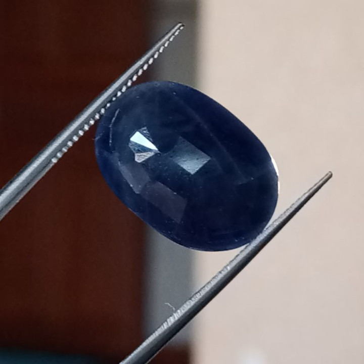 마다가스카르산 천연 비가열 블루 사파이어 (8.35ct)