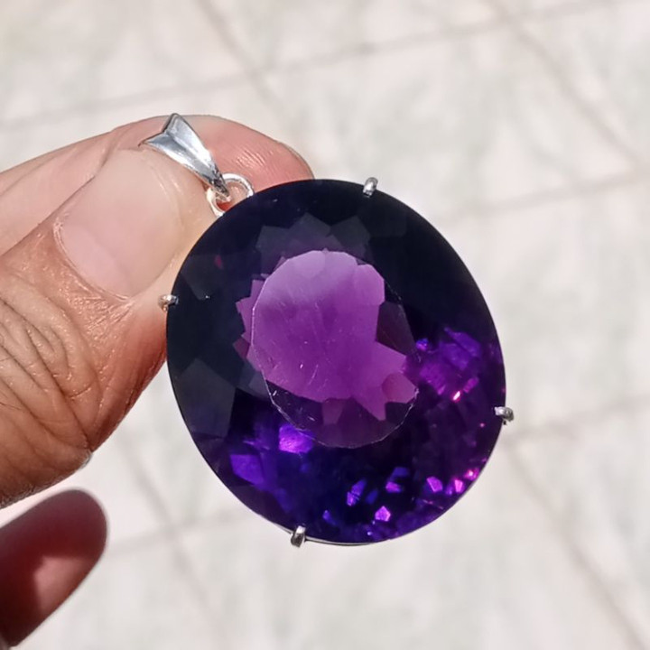 本物のアメジストペンダント｜102カラット｜スターリングシルバー