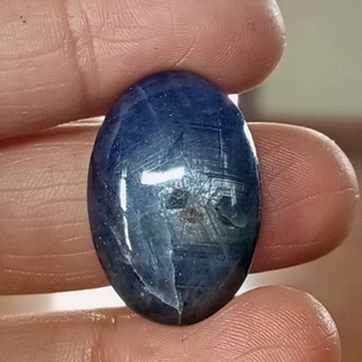 비가열 처리된 미얀마산 블루 스타 사파이어 (41.10ct)