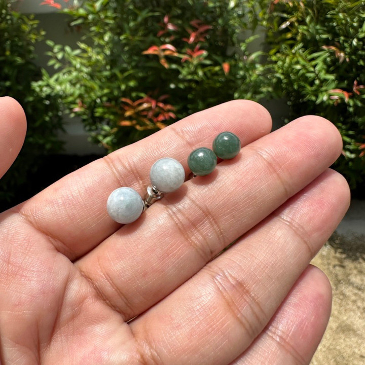 本物のビルマ産翡翠イヤリング - ブルーグレーとグリーンのソーダ翡翠
