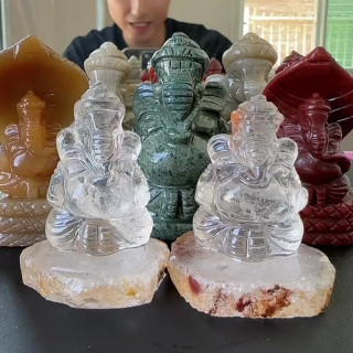 手作りの天然ガネーシャとハヌマーンのクリスタルお守り