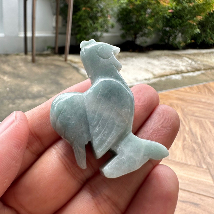 ビルマ産翡翠の雄鶏 - 風水のお守りと縁起の良い贈り物