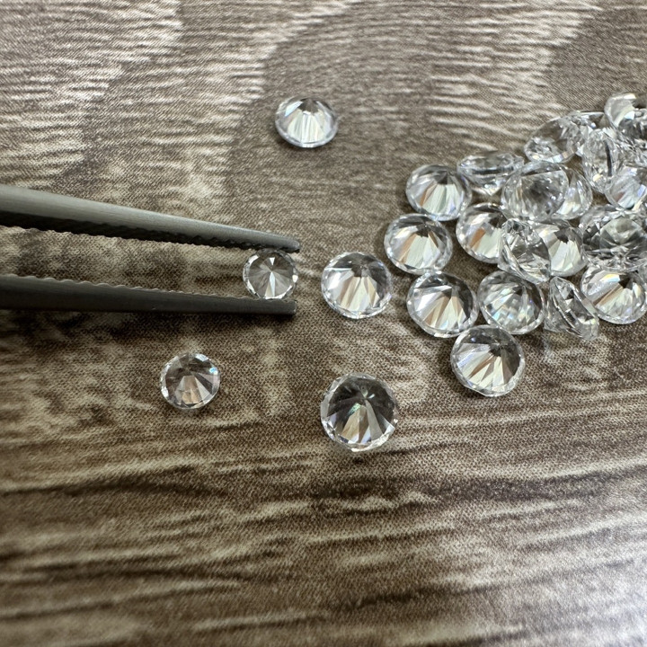 주얼리 제작용 정품 3mm 및 4mm 패싯 지르콘 원석