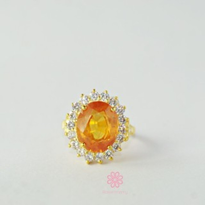 本物の7.5カラットイエローサファイアリング（スターリングシルバー製）