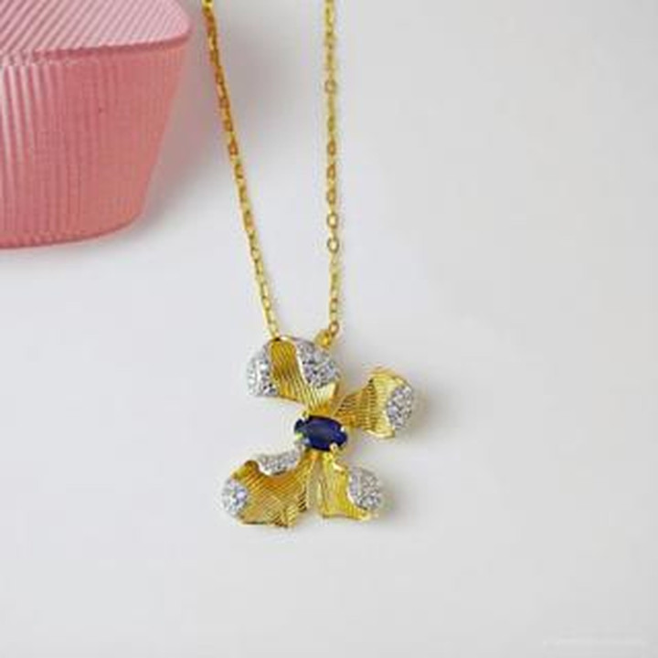 サファイアネックレス｜スターリングシルバーペンダント｜幸運を呼ぶジュエリー