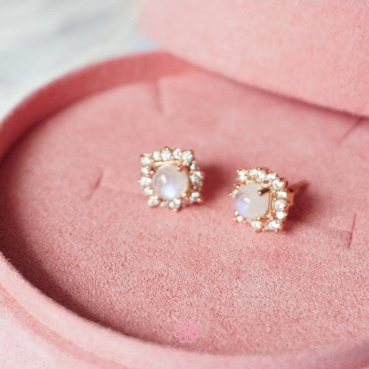 ムーンストーンイヤリング｜スターリングシルバーと虹色の輝き｜ローゼンマリー