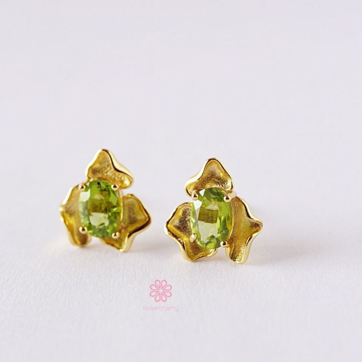本物のペリドットスタッドピアス｜925スターリングシルバーと幸運