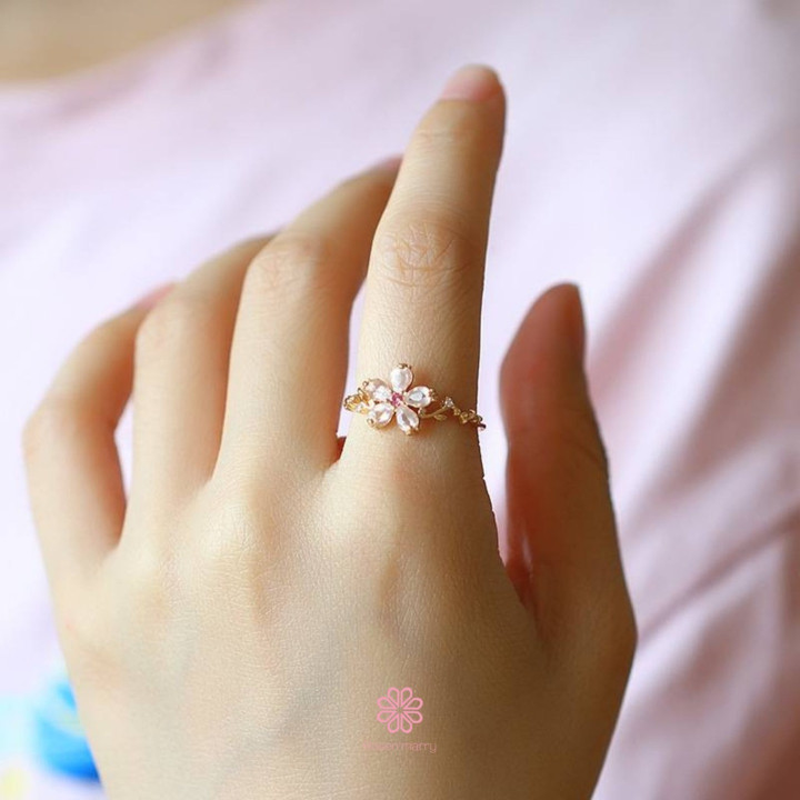 ローズクォーツとゴールドメッキのシルバーリング | Rosen'marryのエレガントなジュエリー