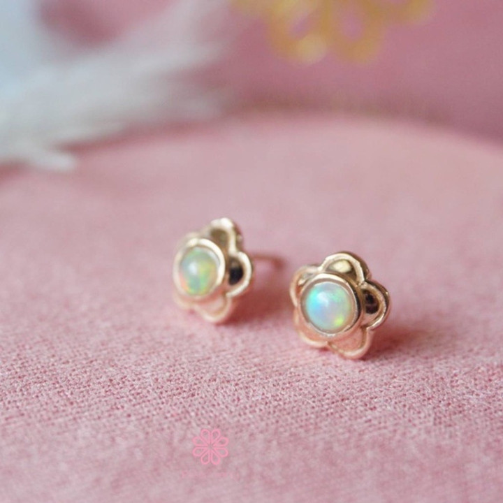 本物のオパールフラワーイヤリング｜925スターリングシルバー、ピンクゴールド