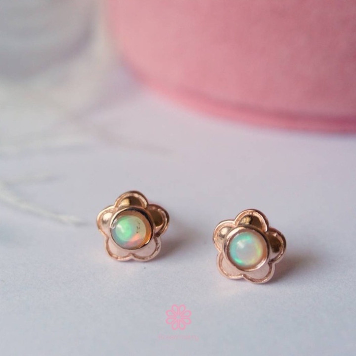 本物のオパールフラワーイヤリング｜925スターリングシルバー、ピンクゴールド