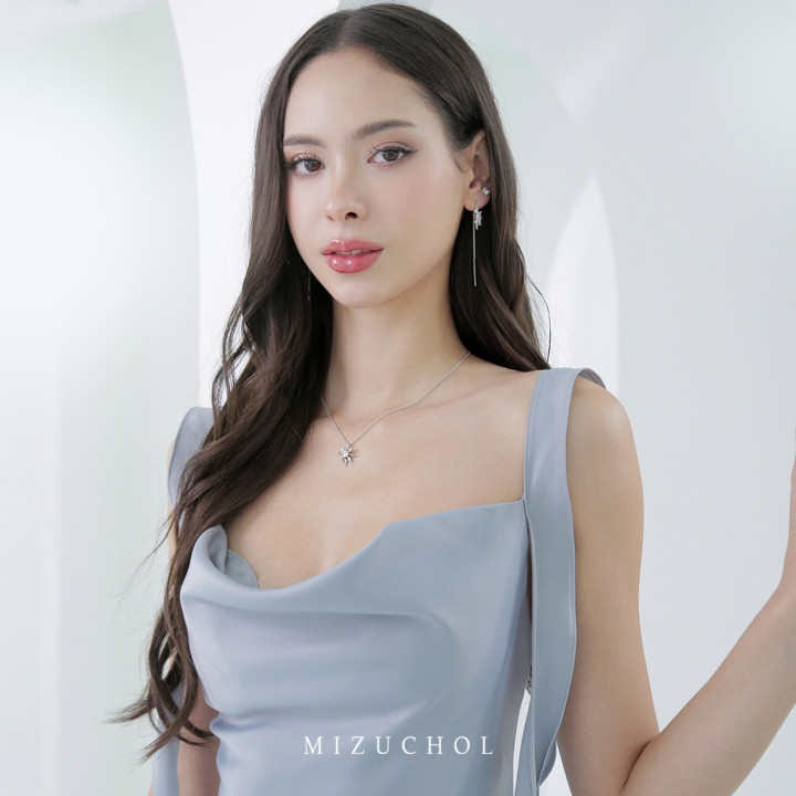 ホワイトゴールドメッキ スターリングシルバー ジルコン スノーフレーク ネックレス