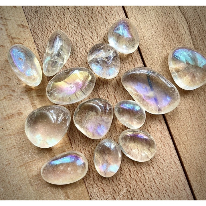 エンジェルオーラ水晶 - ポジティブなエネルギーと癒し