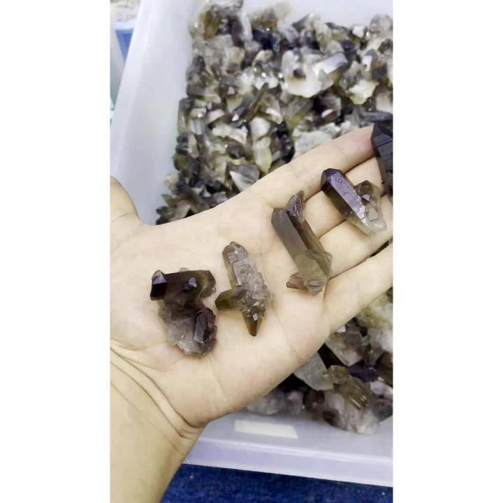 프리미엄 스모키 쿼츠 크리스탈 | 고품질, 천연, 강력한 효능