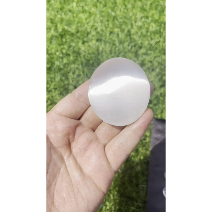 셀레나이트 팜 스톤 - 자연 치유 및 에너지