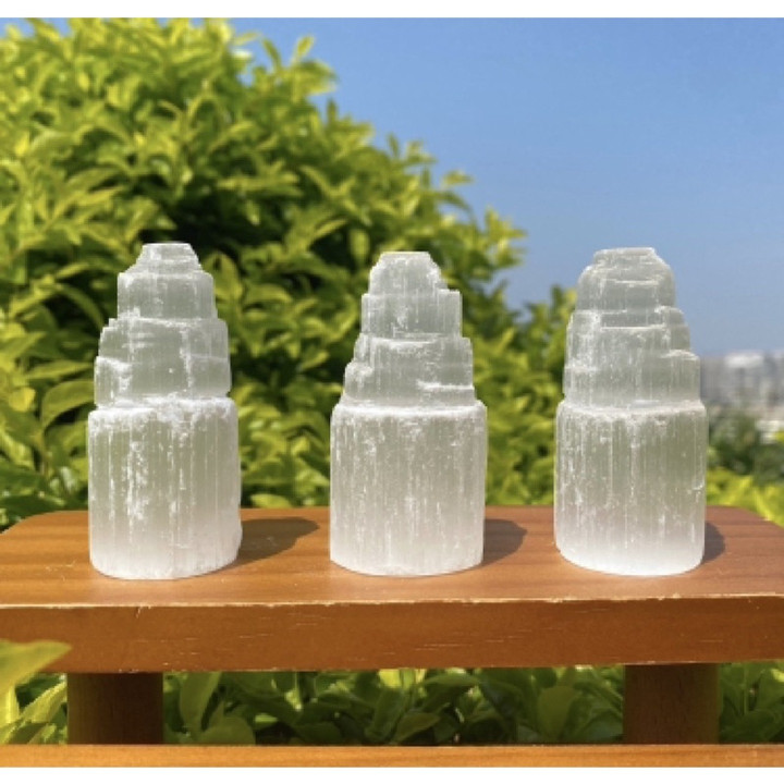 셀레나이트 타워 및 에너지 정화 및 보호 지점