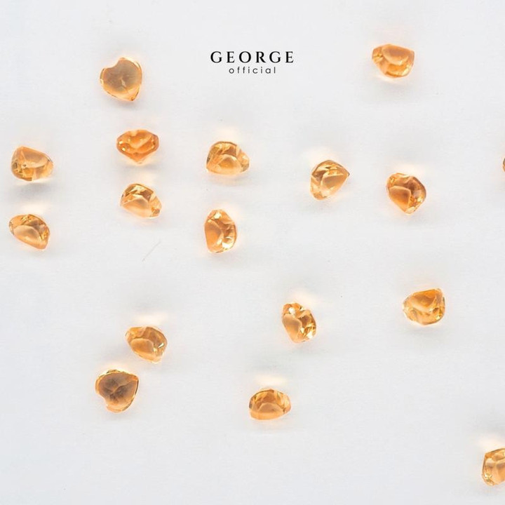 천연 오렌지 사파이어 하트 펜던트 (3-5mm) | GGOSH