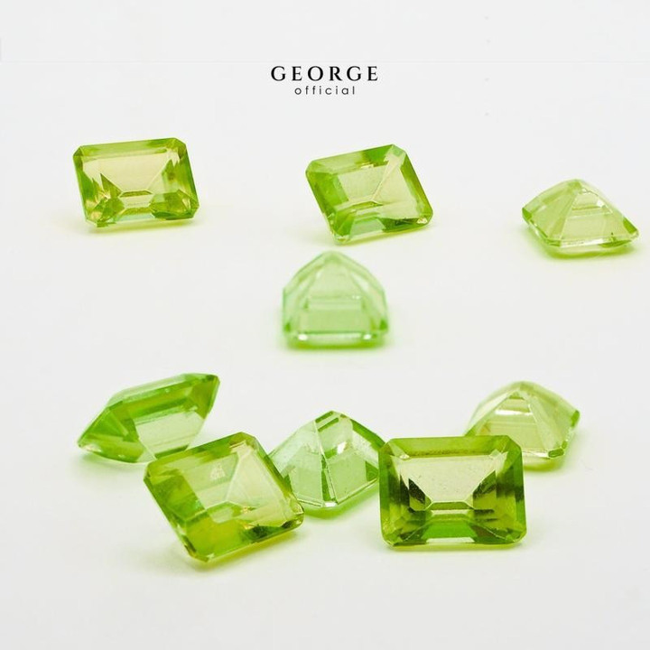 에메랄드 컷 페리도트 원석 | 정품 GGPRE by George Jewelry