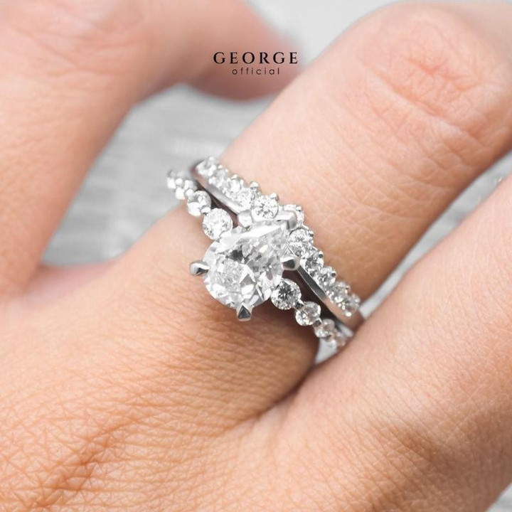 탄생석 반지 | 조지(GEORGE)의 보석 레이어링 디자인